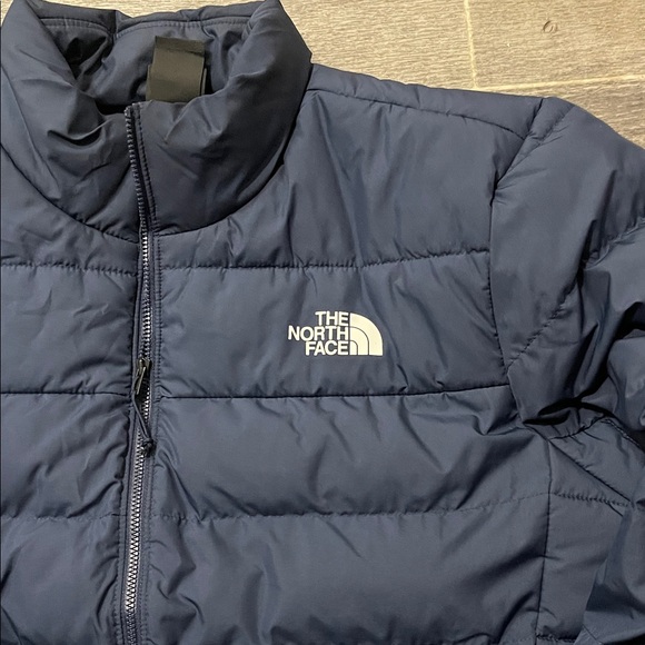 The North Face Men's Aconcagua 3 Dark Blue Puffer Jacket - Picture 2 of 9